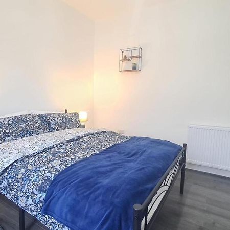 Cosy Room In Manor Park London Exterior foto
